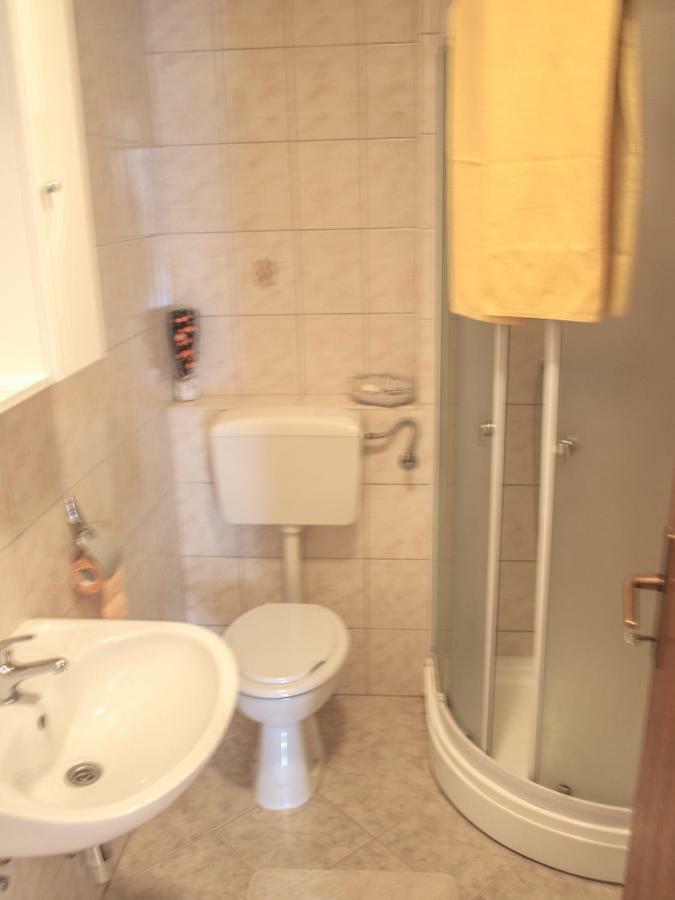 Apartment Pletikosic Kaštela Εξωτερικό φωτογραφία